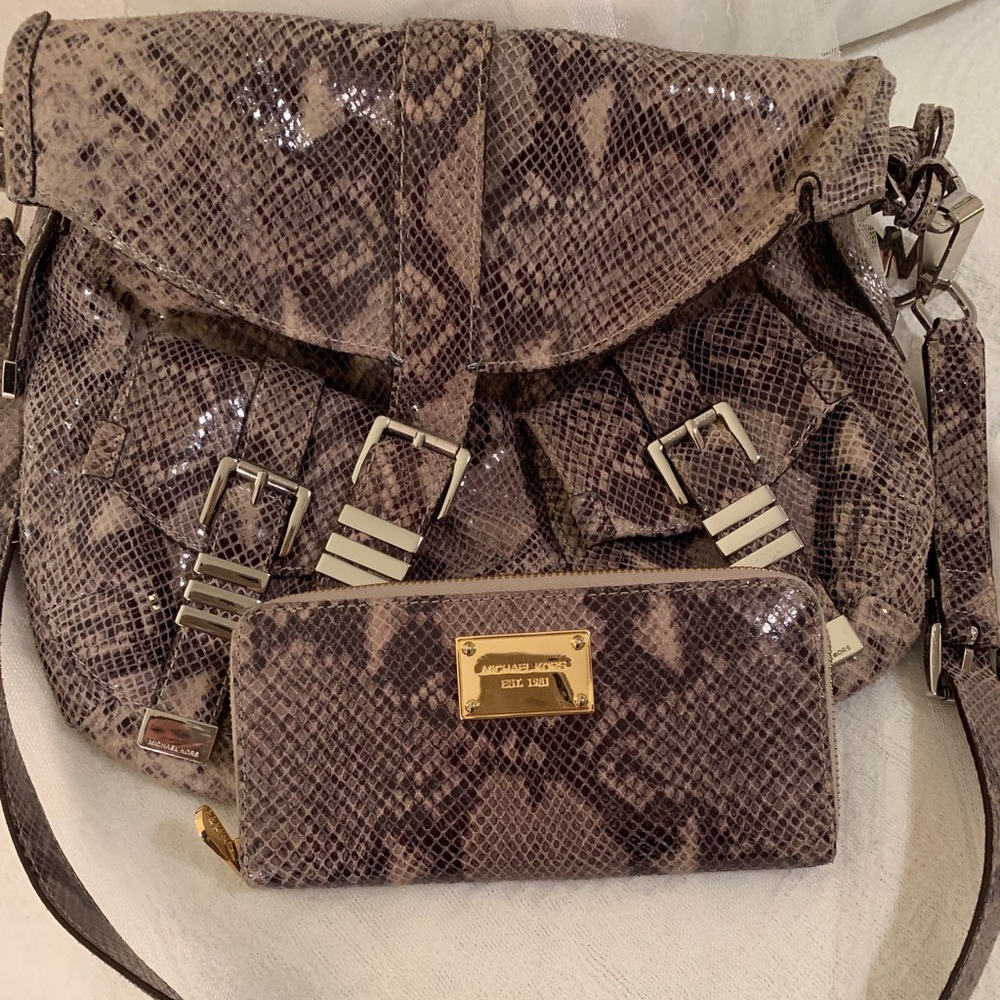 Michael Kors purse